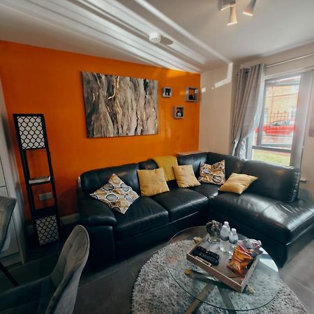 Belfast Central 2 Bedroom Luxurious Modern Stay Bagian luar foto