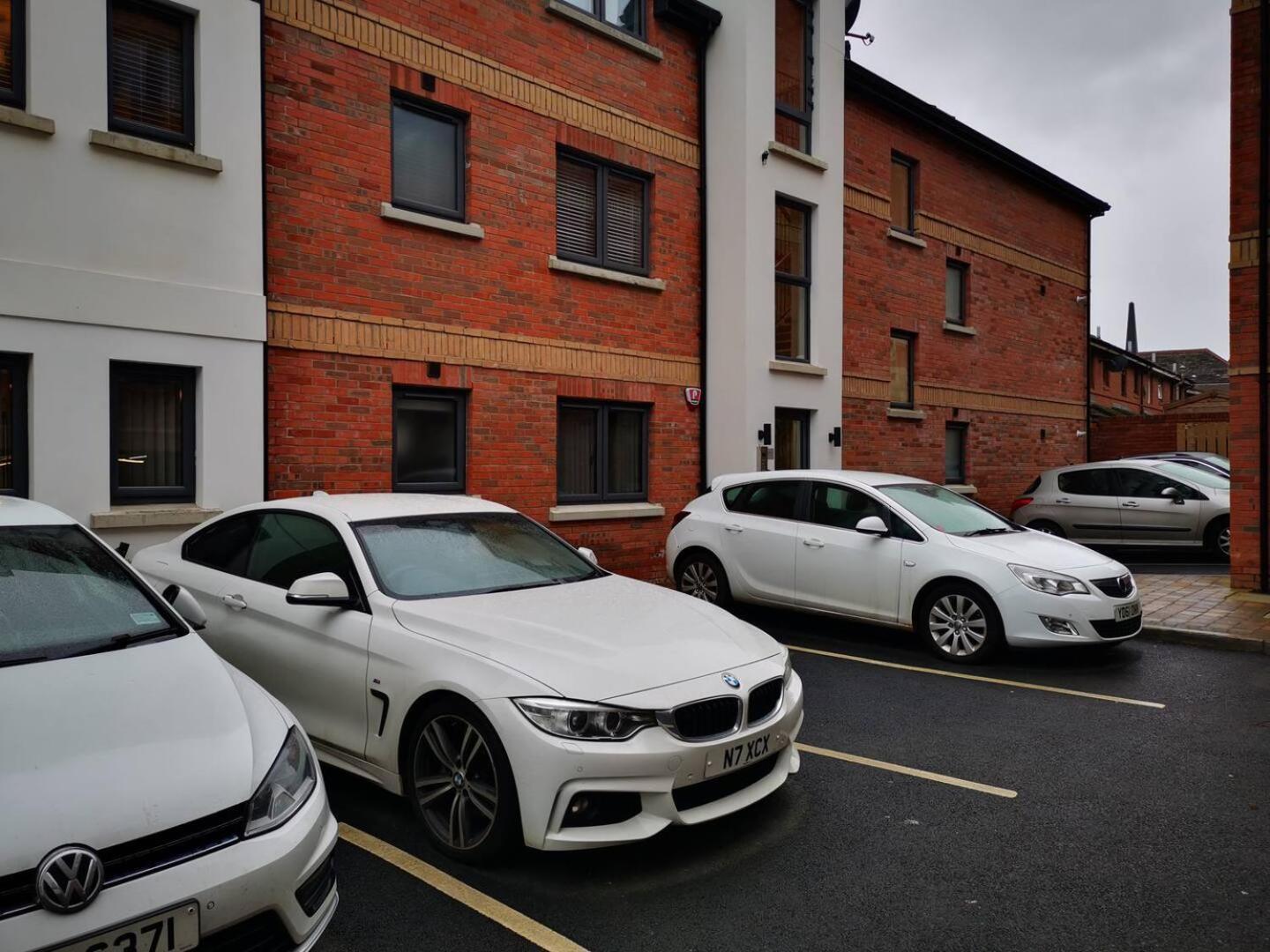 Belfast Central 2 Bedroom Luxurious Modern Stay Bagian luar foto